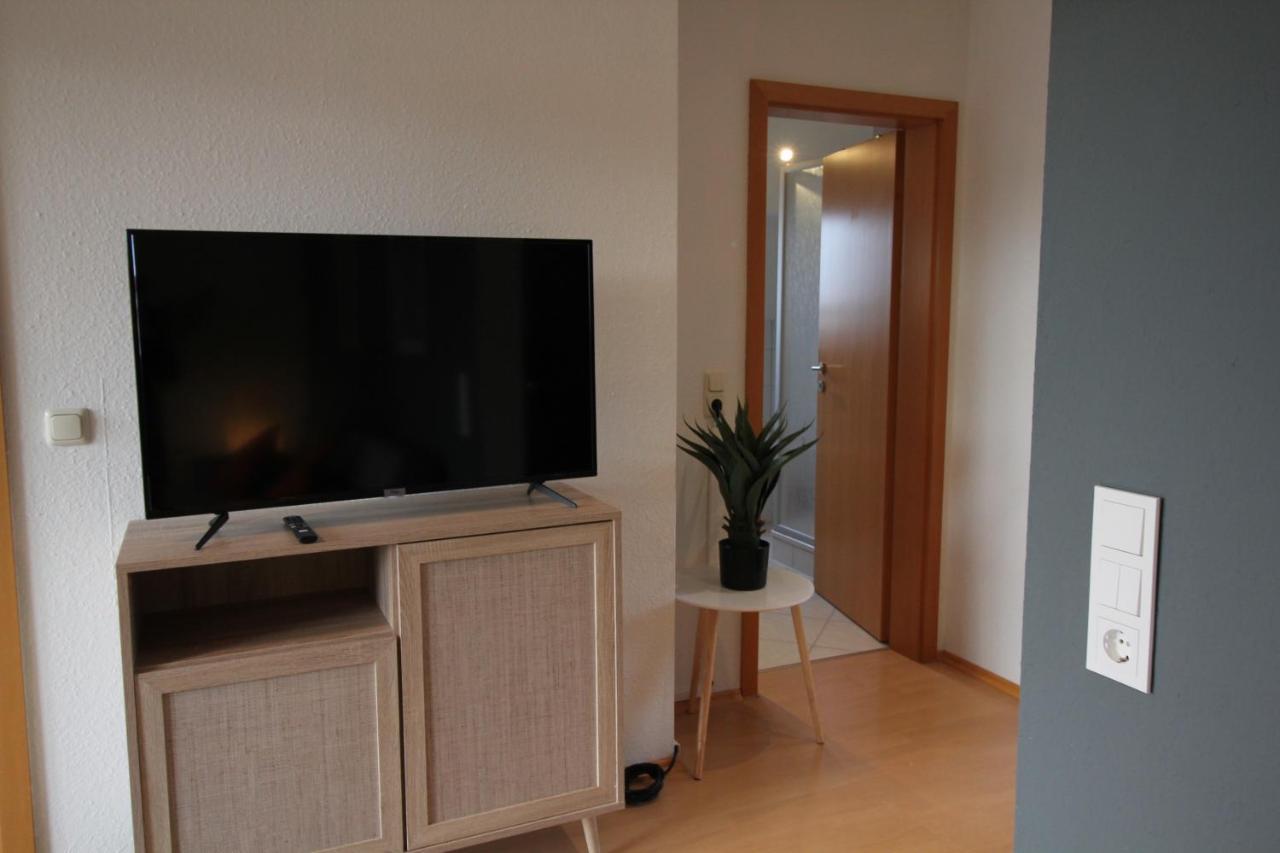 Stylische Ferienwohnung Mit Ausblick Haslach Kültér fotó
